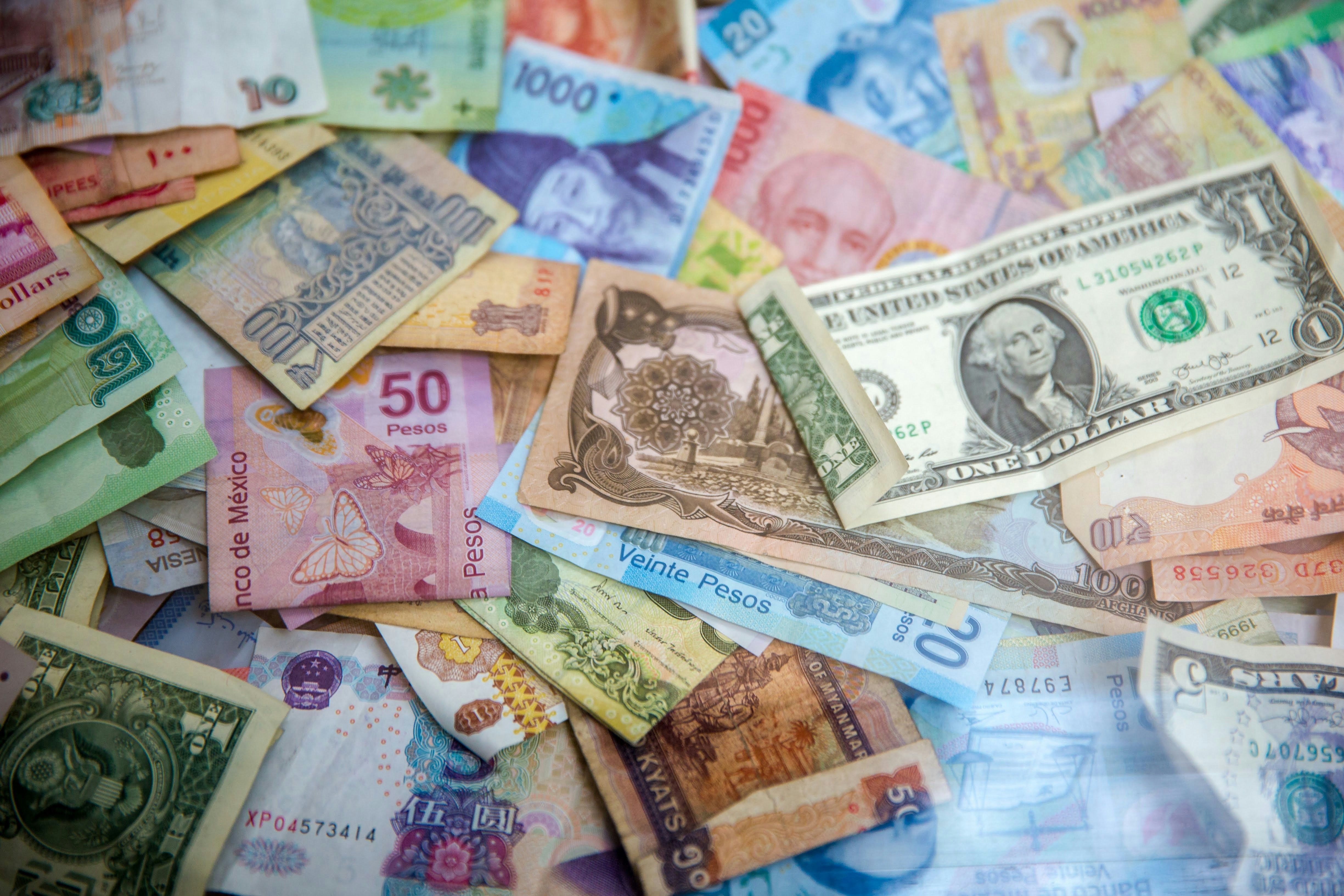 different notes and currencies